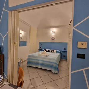 Centro Storico Passeggiando Per Caruggi Appartamento